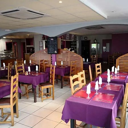 Au Germenoy Restaurant Hotel Vaux-le-Penil